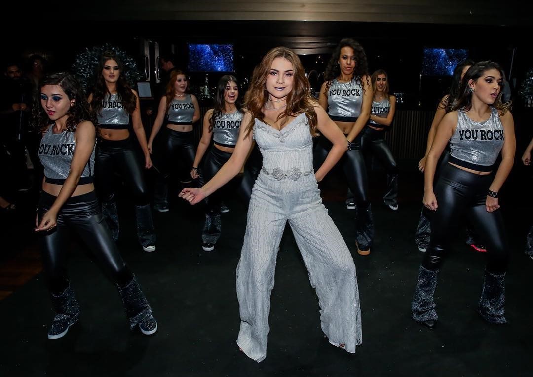 vestido de dança de 15 anos