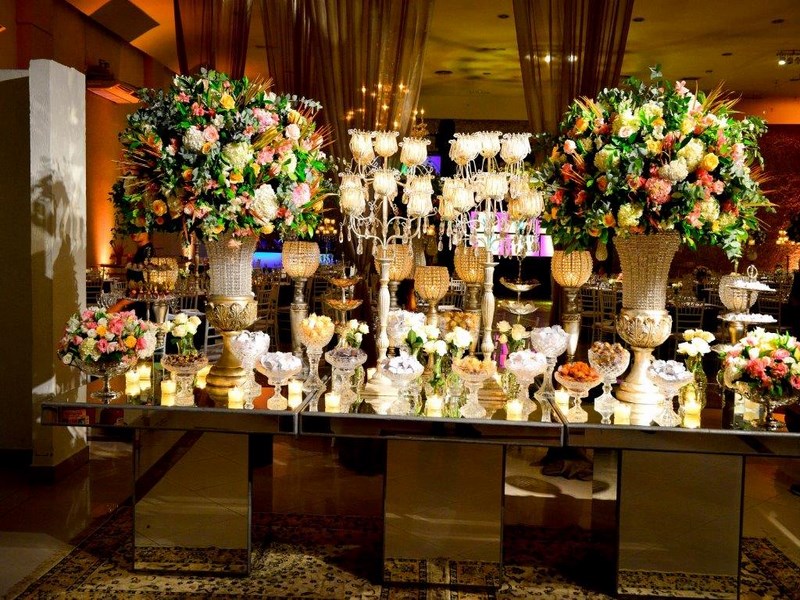 Mesa de Doces Festa de Casamento Estilo Clássico Espaço Milla Moreno