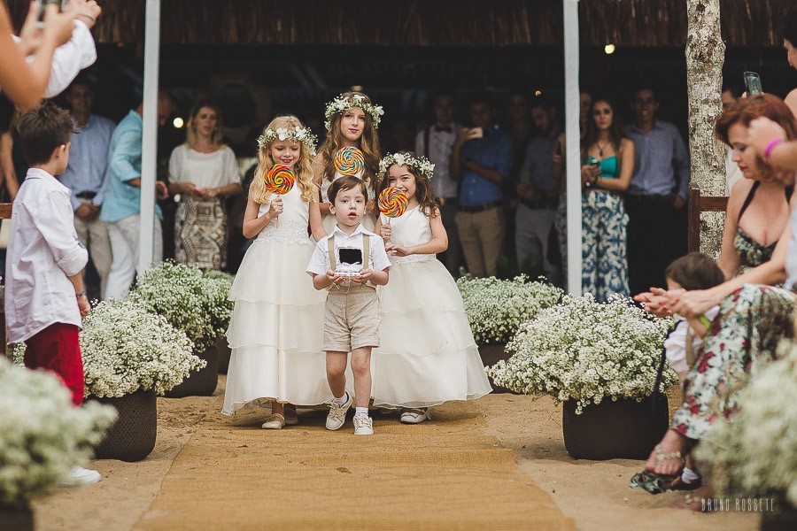 pajem daminhas casamento ao ar livre