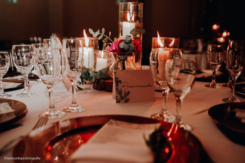 como organizar a mesa dos convidados para casamento